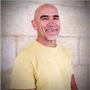 Profesor de ingeniería eléctrica, especialidad en energías renovables